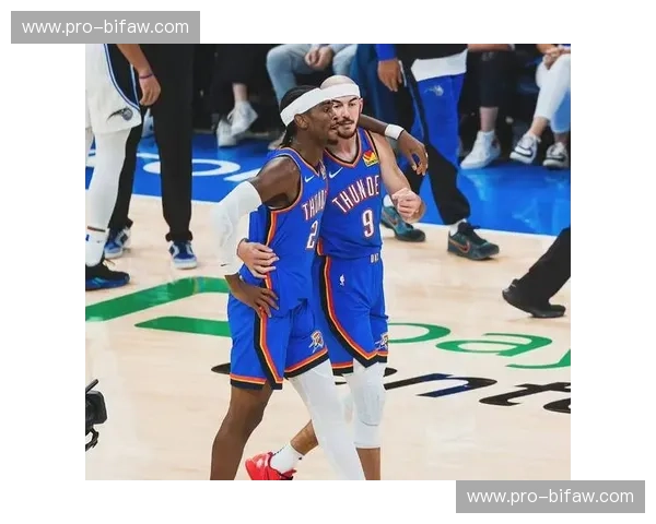 西部新势力的巅峰火拼：雷霆vs鹈鹕，谁才是未来的话事者？